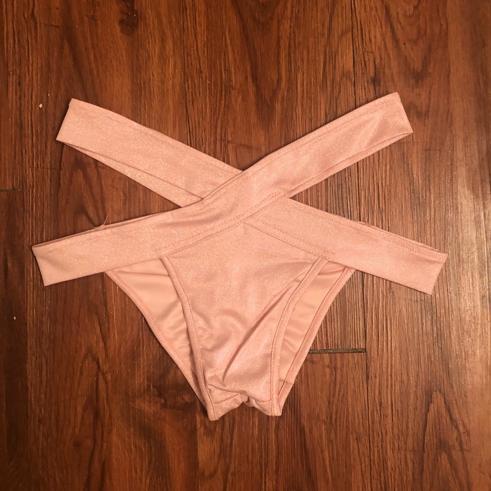 iHeartRaves Aries Goddess Scrunch Back Bottoms